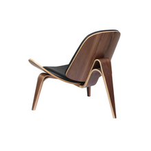 Reproduction of Hans J. Wegner CH07 Shell Lounge Chair
